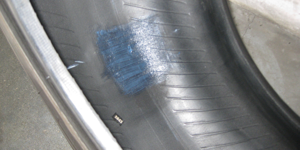 プロのタイヤパンク内面修理 タイヤガーデン半田 プロのタイヤパンク内面修理 タイヤガーデン半田